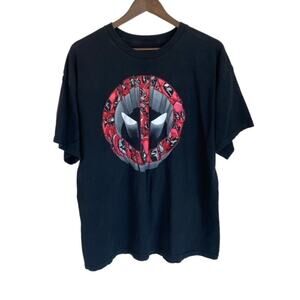 3/$21 Marvel Deadpool Clash Black t-shirt - XL